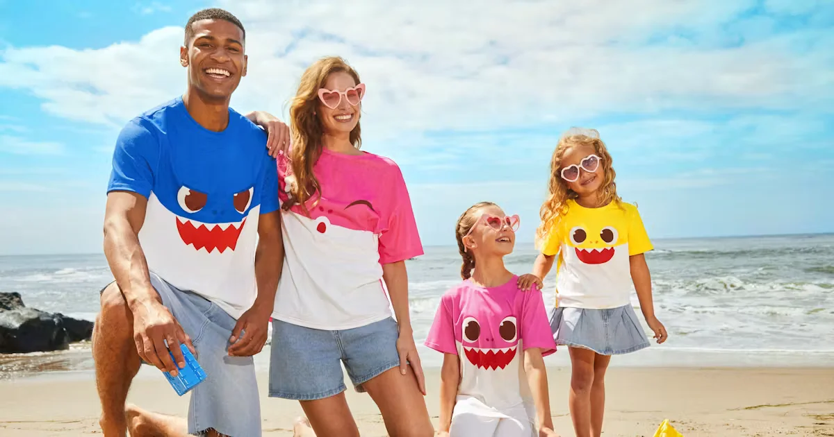 Розпочніть літній сезон з новою колаборацією Baby Shark x SHEIN